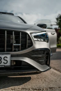 Mercedes-AMG CLA 35 (Gris)